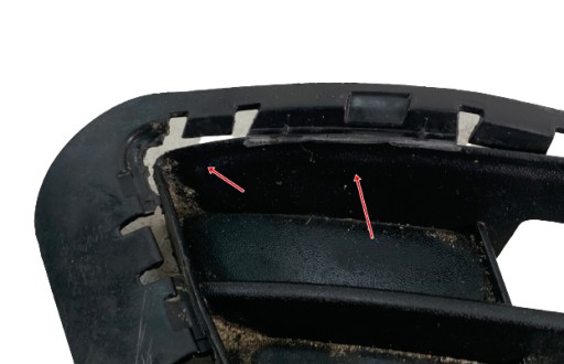 grid of a bumper front VW GOLF VII 5G0853677A