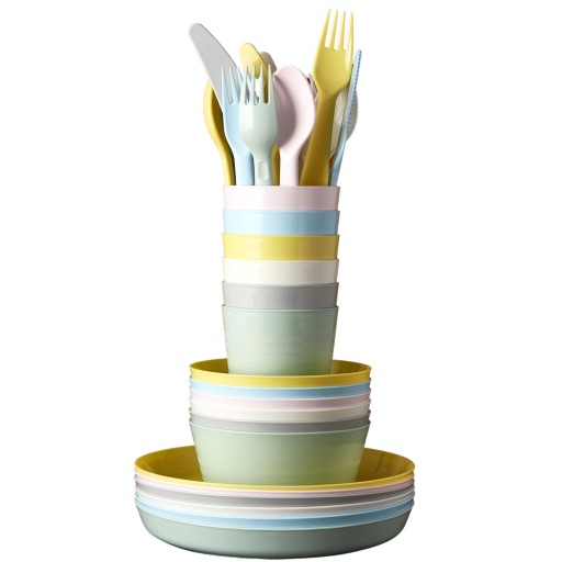 Набір пластикового посуду Ikea