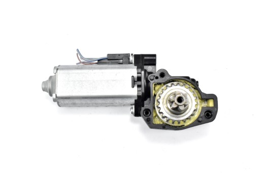 P10848401 P1-08484-01 - МОТОР СИДІННЯ ПЕРЕДНЄ ПРАВЕ MERCEDES BENZ W218 CLS