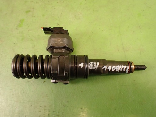 038130073AJ 0414720037 - Насос-форсунка VW PASSAT B5 LIFT 1.9 TDI 03r