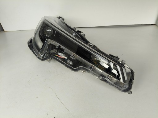 feu droit REFLEKTOR TOYOTA COROLLA E21 22- LIFT FULL LED