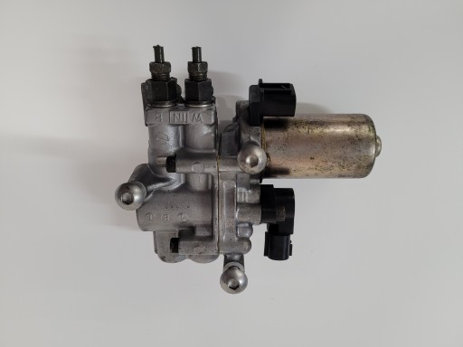 HonGL1800-86 - Honda GL 1800 GOLDWING 01-05 насос ABS