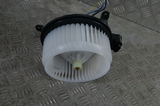 Land Rover Discovery V L550 Тепловентилятор