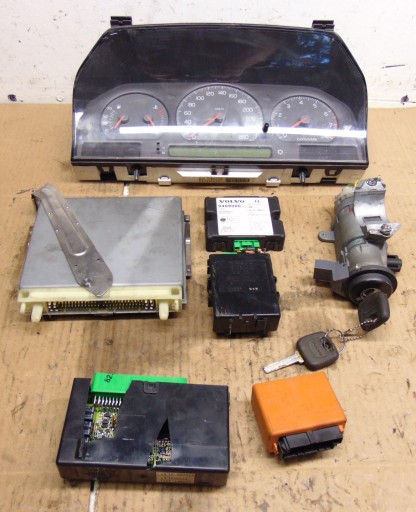 0261204457, 17660813, - Стартовий комплект volvo v70 immo і 2.5 турбо бензин автомат європа