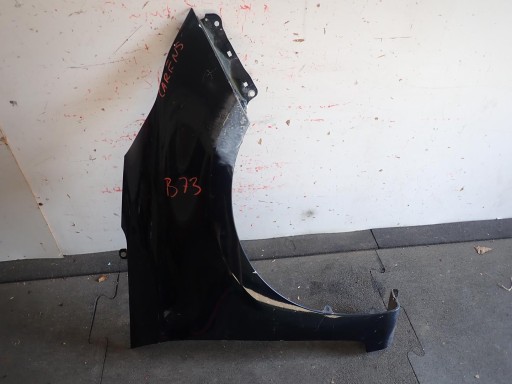 fender front front right KIA CARENS IV 2012