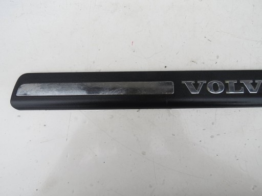 moulding of the threshold VOLVO V70 lll 3.2 B R6 243 KM 07-16r 8659960