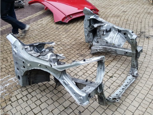 ЧВЕРТЬ ЛІВА ПРАВА HONDA CIVIC UFO 06-11