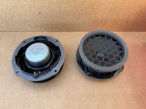 speaker SKODA SUPERB III 3V0035411L original as new