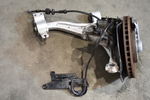 IDEALNE KPL. sususpension front front right MERCEDES W177 X247 1