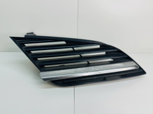grille right front NISSAN PRIMERA P12 62320AU300