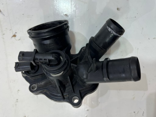 A2712000315 888.112.389 - Корпус термостата MERCEDES W204 1.8 CGI