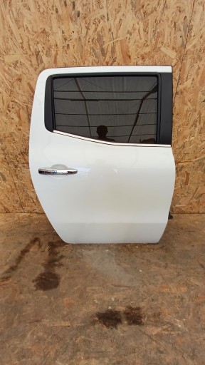 Mercedes x клас w470 двері правий задній нефарбований білий перлина дуже хороша перлина