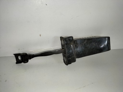 limiter door rear part SKODA OCTAVIA III 13