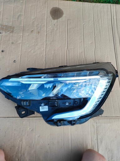 RENAULT CLIO V light REFLEKTOR left black EUROPA 19-23 ROK 260609987R