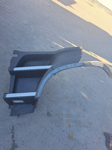 82819482 - СТУПІНЬ СХОДИНКИ ЛІВА СТІЙКА ОРИГІНАЛ VOLVO FH 4