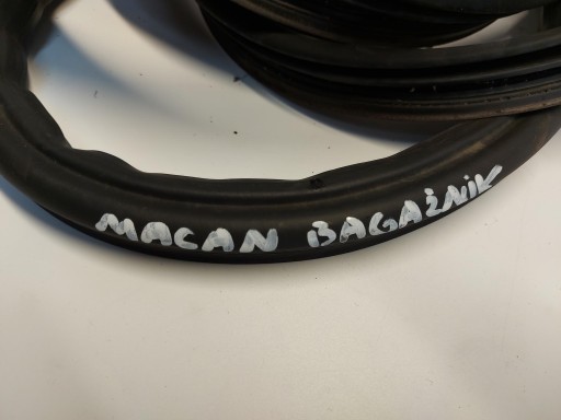 Porsche Macan 95B gasket boot