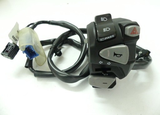 35200-MKH-D02 - , ЛЕВЫЙ ПЕРЕКЛЮЧАТЕЛЬ HONDA X-ADV ADV 750 18+