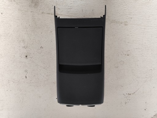 MERCEDES W118 CLA 19R. TUNEL mitte KRATKI des lüfters ZLACZE USB A1776804101