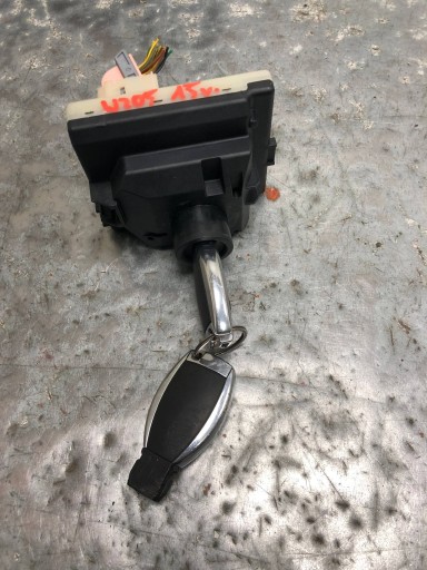 ignition + key MERCEDES W205 A2059007121