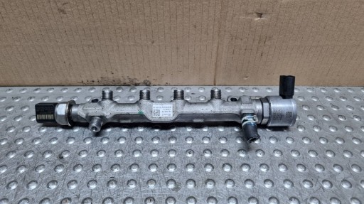 Rampe injection Capteur 04L089G VW PASSAT B8 GOLF VII A3 8V 2.0 TDI CRL