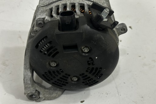 Генератор bmw 4 coupe (f32, f82) 7605061 2.0л бензин 180квт 2014 г.