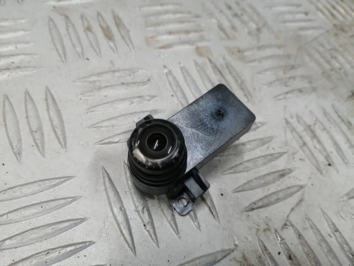 109594900E - Тесла модель 3 2020 года с камерой заднего вида