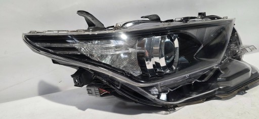 light right front lens TOYOTA AURIS II LIFT 15- original EUROPA 81110-0