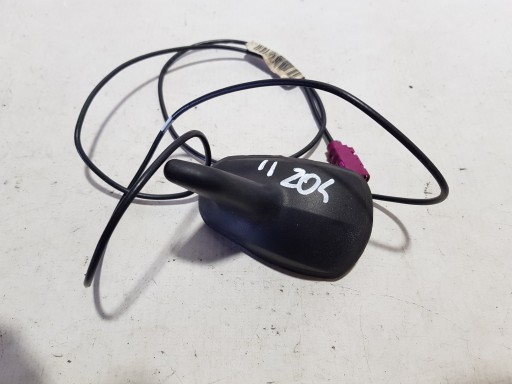 ANTENA dach GPS MERCEDES W204 2049050136