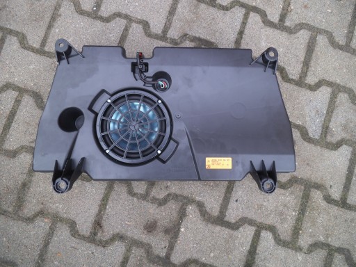 Mercedes динамик HARMAN KARDON A2468200002