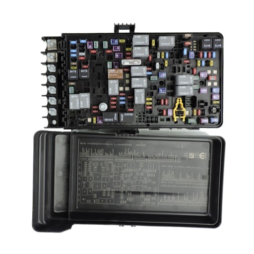 БЛОК ПРЕДОХРАНИТЕЛЕЙ JEEP WRANGLER 68370554AC