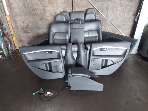 Sièges KOMPLET Gauche Droite Siège Arrière + Latérale/côté VOLVO V70 III LIFT Cuir, en cuir
