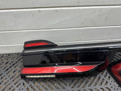 lights right left rear BMW X7 G07 LCI LIFT 9881353 9881354 9881357 9881358
