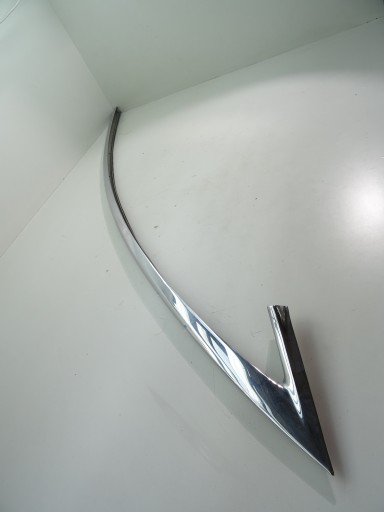 1032123-50-F - TESLA MODEL X ХРОМИРОВАННАЯ ПОЛОСКА НА СТОЙКЕ ЛЕВАЯ