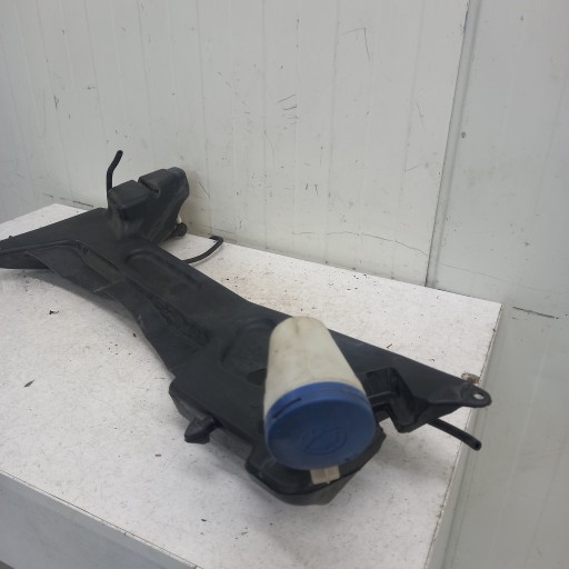washer fluid tank CITROEN C4 PICASSO 2 9676088180