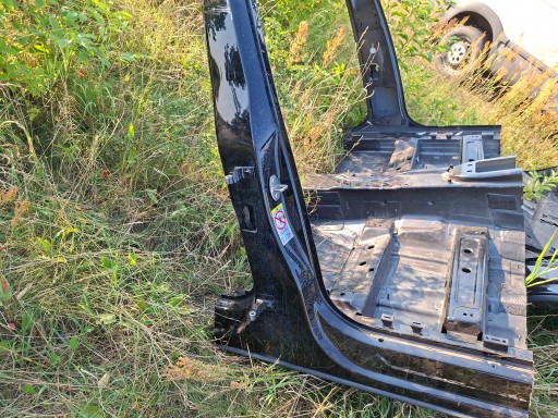 pillar right central AUDI Q5 8R