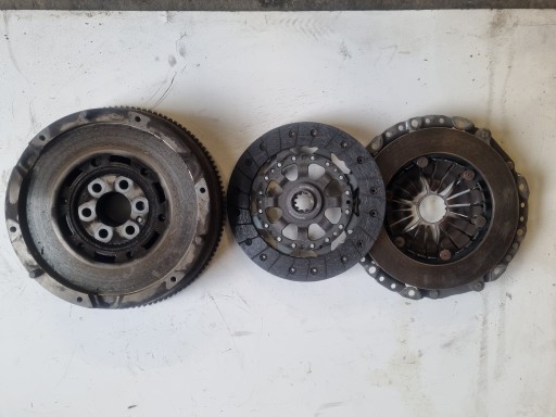 13033310 - E46 1.8 и ДВУХМАССОВОЕ колесо сцепления 123033310