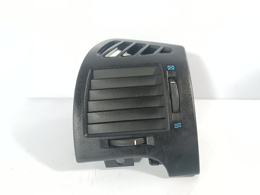 Hyundai Sonata V 5 grid air conditioning devices air right of the passenger