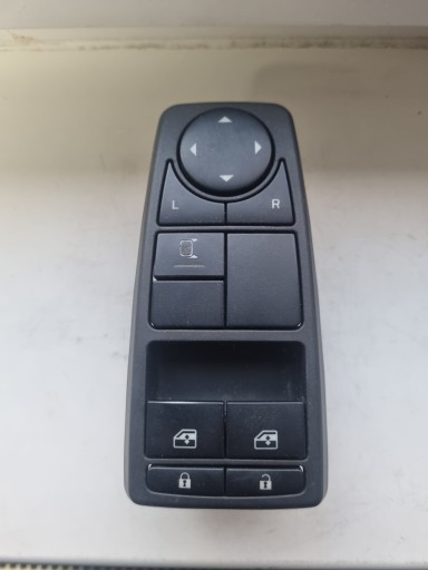 Перемикач контролер лівого вікна панель man tga tgx tgs 81258067109