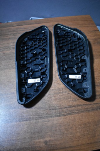 IDEALNA cover PODLOKIETNIKA left right PORSCHE TAYCAN 1