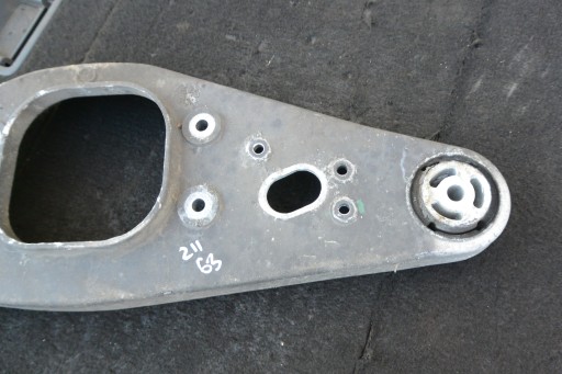 Support plaque Support REDUKTORA Arrière de la suspension MOSTU MERCEDES W211 W219 W230