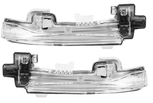 9062196E 9062206E - VOLVO V40 S60 S80 сигналы поворота зеркала в сборе