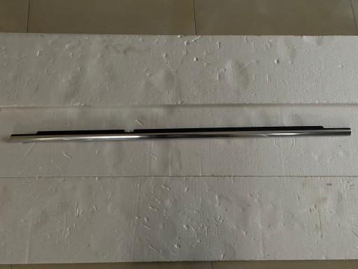 MERCEDES W212 скребкова смуга A2127350612