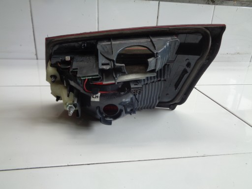 BMW 3 F30 Feux phare Arrière Gauche du capot 7259915