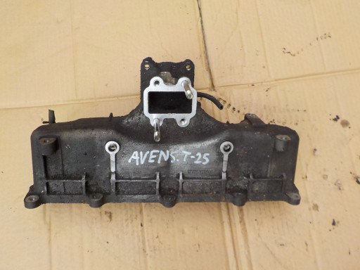 intake manifold toyota avensis T25 2,0 D4D 17111-0R010