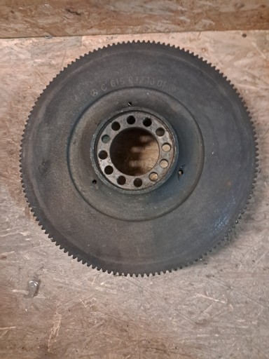 Reifen Rad schwungscheibe schwungrad MERCEDES W123 T1 2,4D 228MM 6150321301
