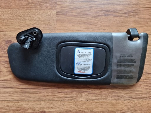 СОНЦЯЧИЙ КОЗИРЕК ЛІВИЙ ALFA ROMEO GIULIETTA