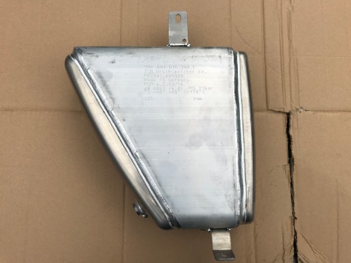 AUDI Q7 БАК ТИСКУ ПРАВИЙ 4M0616204E