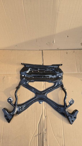 Сани візок траверс audi a4 b9 8w lift- 8w1399347e