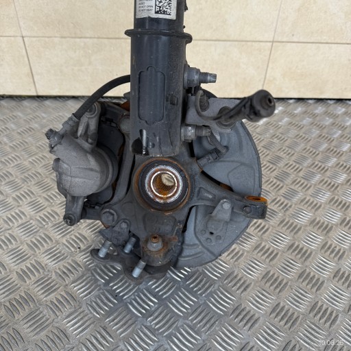 swing front right PEUGEOT 308 T10 1.5 HDI