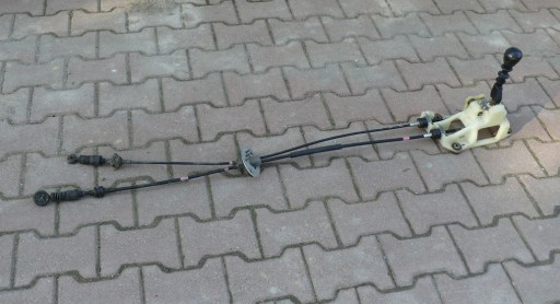 gear lever trim ropes changes of the gear HYUNDAI I30 1.6 16V 126KM G4FC DOHC